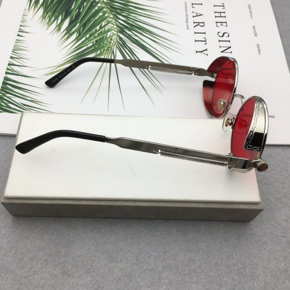 Red round frame sunglasses - Picture 3 of 4